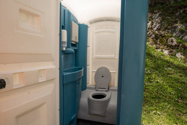 Portable Toilet Options We Offer in Pine Mountain Lake, CA